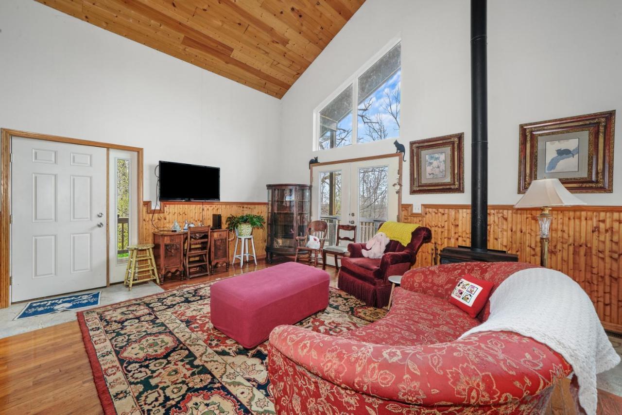 Beautiful Home In Beach Park Il Экстерьер фото